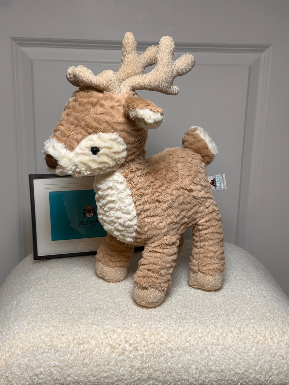 Jellycat LARGE Mitzi Reindeer / BNWT
Retired and extremely hard to find